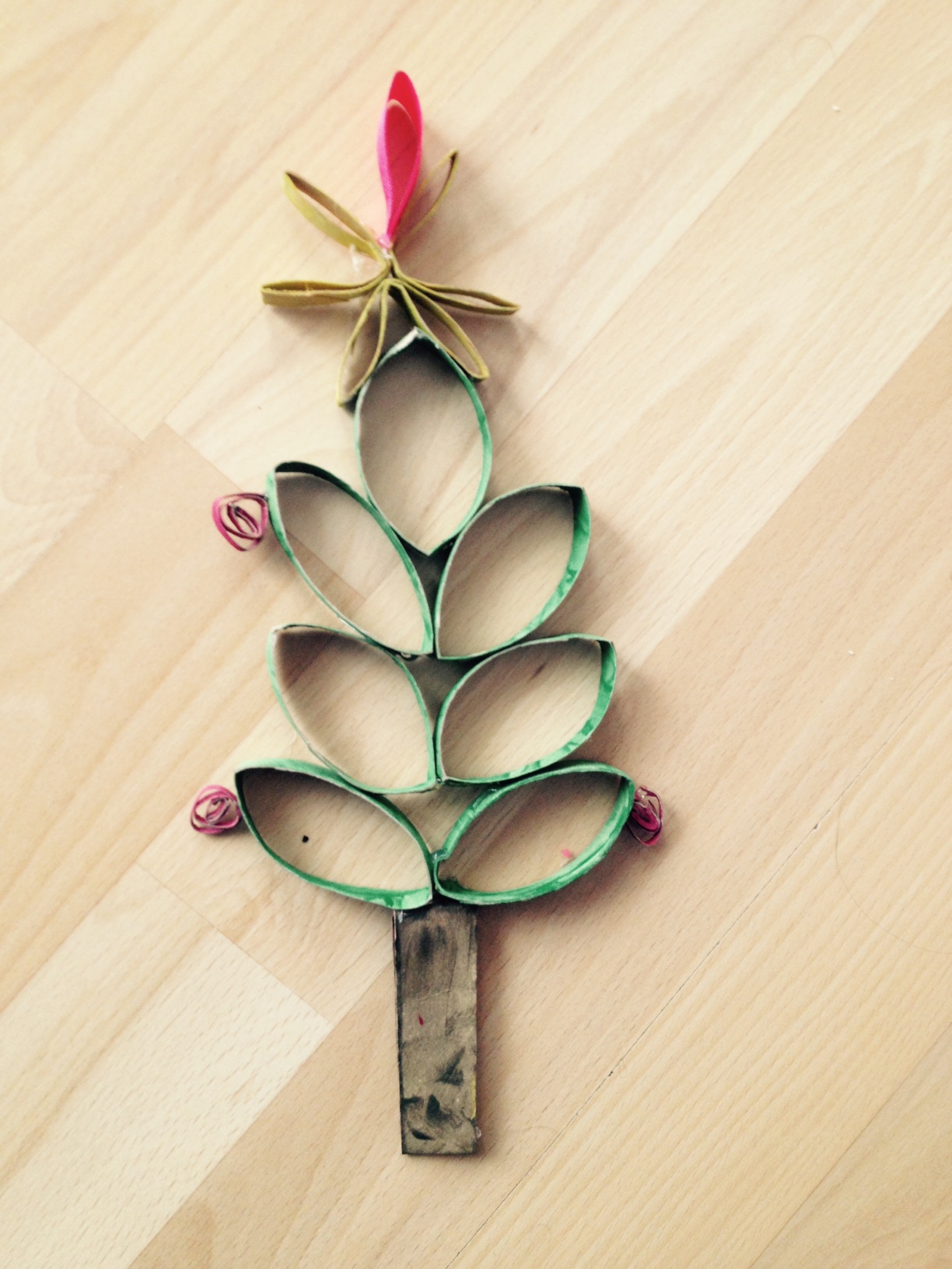 Décoration Avec Des Rouleaux De Papier Toilette / DIY Bricolage Noël