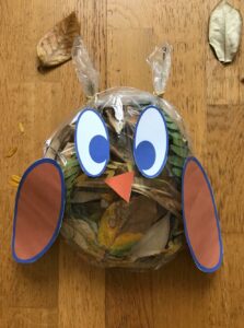 hibou en feuille morte hibou en feuille morte