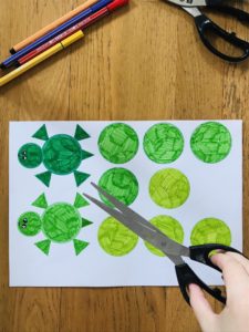 Tortue en papier pour enfant