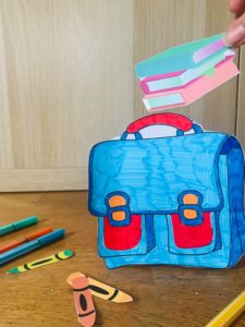 Activité cartable en papier