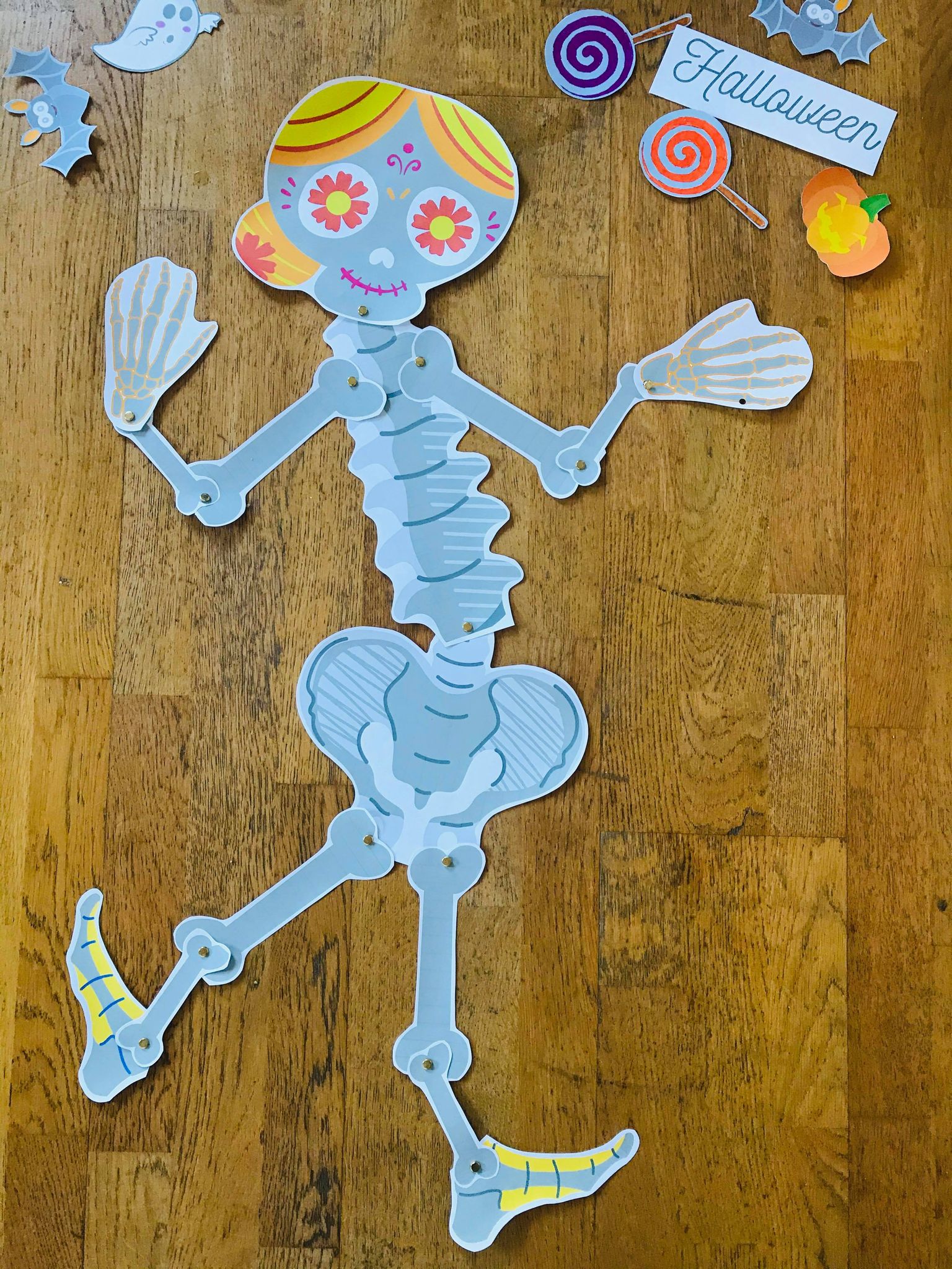 Decoration D Halloween Pour Enfant Le Petit Squelettte Kreakids