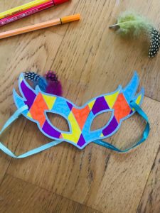 Masque de carnaval facile à faire