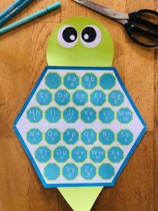 Alphabet pour enfant à accrocher aux murs