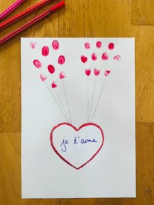 Activité manuelle coeur pour enfant