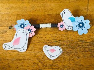 Bricolage du printemps pour enfant