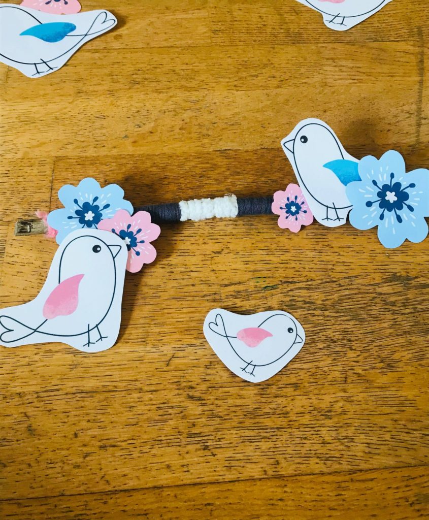 Bricolage du printemps pour enfant