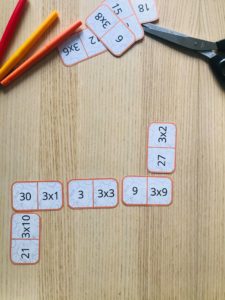 Jeu de domino table de multiplication
