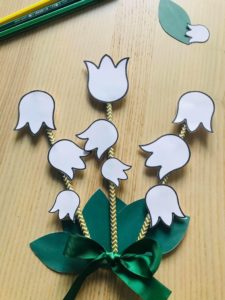 Activité manuelle muguet pour enfant