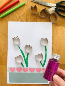 Activité manuelle tulipe pour enfant