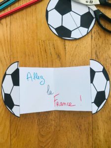 Activité manuelle foot pour enfant