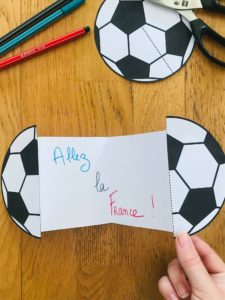 Activité manuelle foot pour enfant