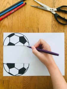 Activité manuelle foot pour enfant
