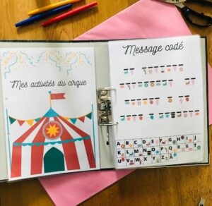 DIY quiet book sur le cirque niveau primaire