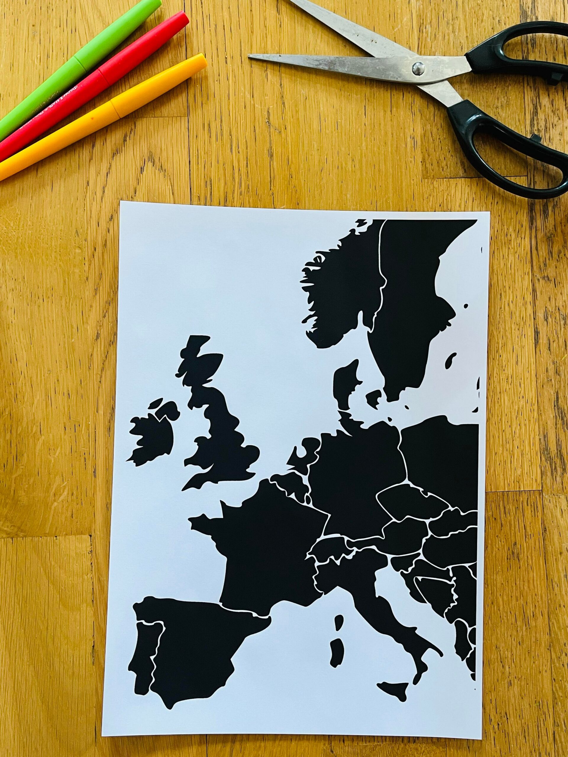 PDF jeu sur les pays d'europe montessori – Image 17