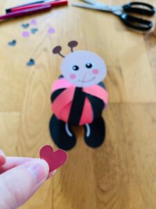 Activité coccinelle facile pour enfant