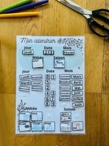 Calendrier perpétuel pour enfant prêt à l'emploi